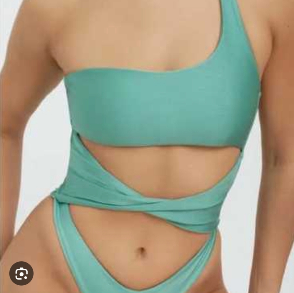 NWT RIOT SWIM Beau One Piece Swimsuit In Seafoam Color Xs